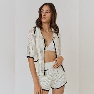 NWT Seaside Scallop Crochet Cardigan